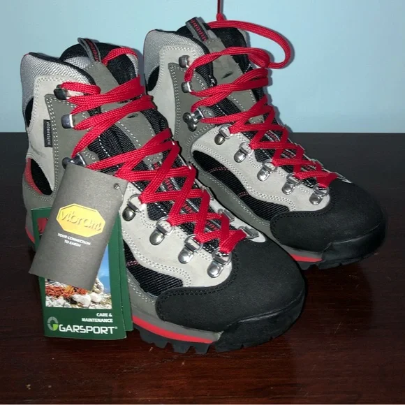 NWT_Women's Hiking Boots WATERPROOF_NWT - Picture 11 of 14